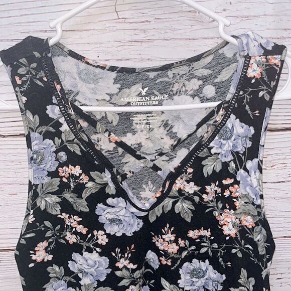 American Eagle Outfitters Floral Tank Top - Picture 3 of 6